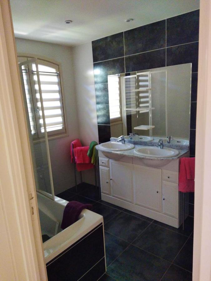 Maison Accueillante A Nant Avec Piscine Partagee Εξωτερικό φωτογραφία