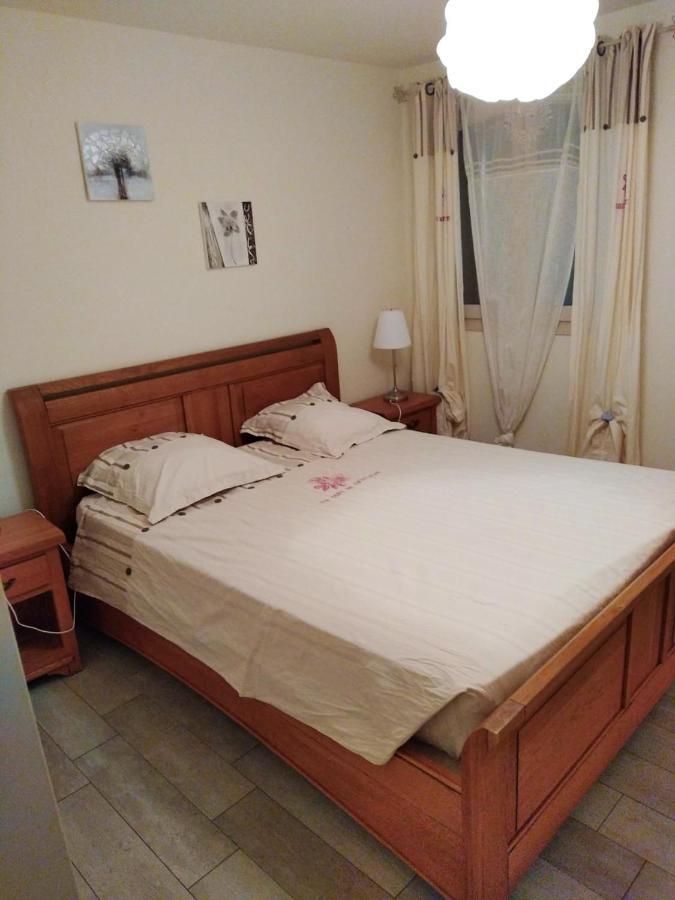Maison Accueillante A Nant Avec Piscine Partagee Εξωτερικό φωτογραφία